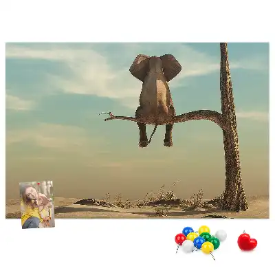 Kurk prikbord Olifant in een boom