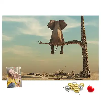 Kurk prikbord Olifant in een boom