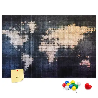 Kurken prikbord met geometrische wereldkaart