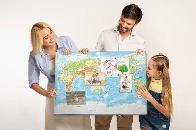 Memobord van kurk Fysieke wereldkaart