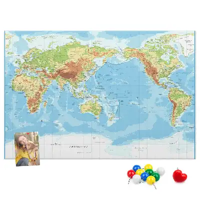 Memobord van kurk Fysieke wereldkaart