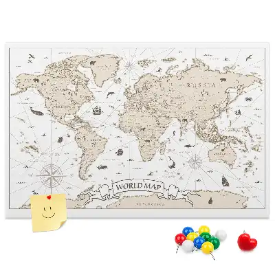 Kurken prikbord met verouderde vintage wereldkaart