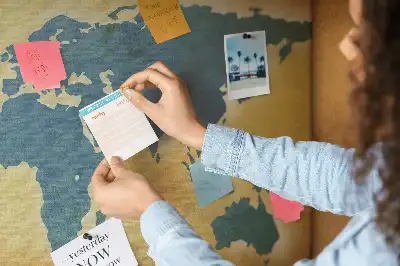 Kurk prikbord Retro cartografie van de wereldbol