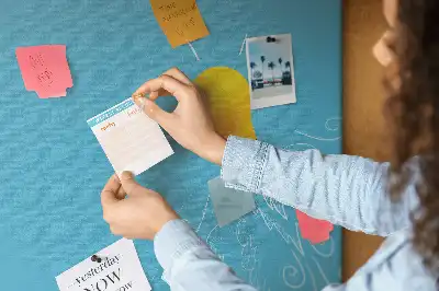 Kurk prikbord Gloeilamp tekening