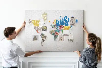 Memobord van kurk Geografie van letters en woorden