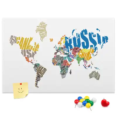Kurken memobord in de vorm van een wereldkaart