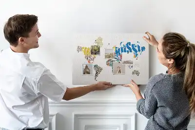 Memobord van kurk Opschriften die een kaart vormen