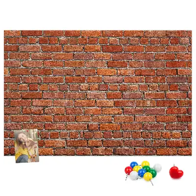 Kurk prikbord Oude bakstenen muur
