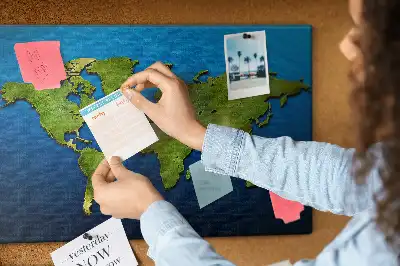 Memobord van kurk Contouren van landen ter wereld