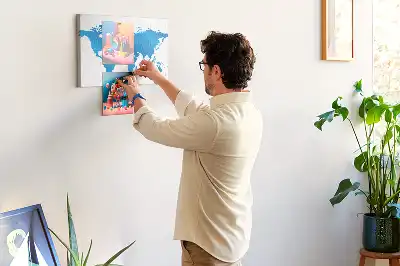 Memobord van kurk Omtrek van land en oceanen