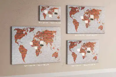 Memobord van kurk Continenten op bakstenen achtergrond