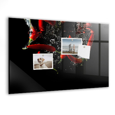 Magnet board Paprika's in water