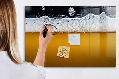 Magnetisch planbord voor de muur van bedrukt glas Close-up van bier