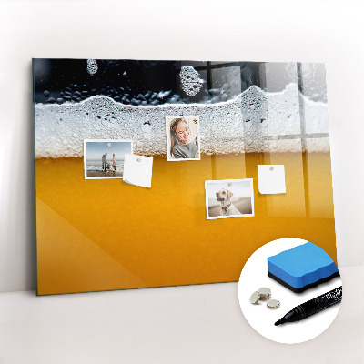 Magnetisch planbord voor de muur van bedrukt glas Close-up van bier