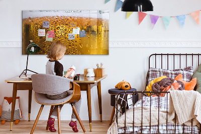 Magnetisch planbord voor de muur van bedrukt glas Een mok bier