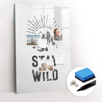 Glazen magneetbord met decoratieve print Blijf in de wilde bergen