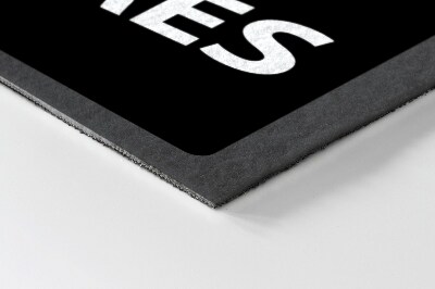 Buiten deurmat Aankomsten en vertrekken