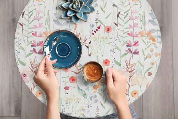 Decoratiefolie zelfklevend voor de tafel 