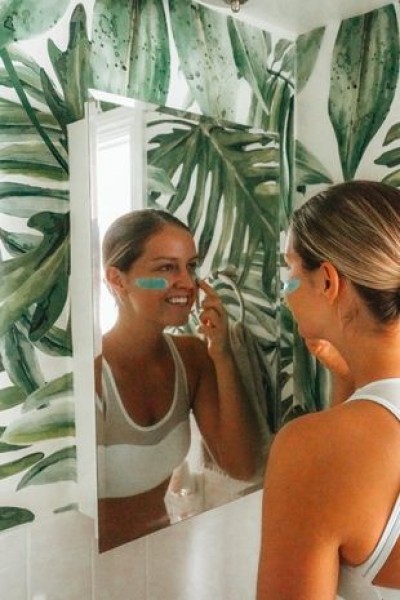 Is behang in de badkamer een goed idee?