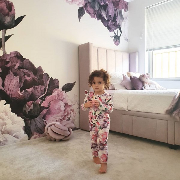 Fotobehang met pioenrozen – luxe en romantische wanddecoratie 