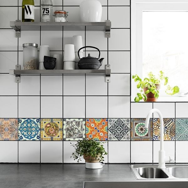 Europese tegelstickers – stijlvolle decoratie voor keuken en badkamer 